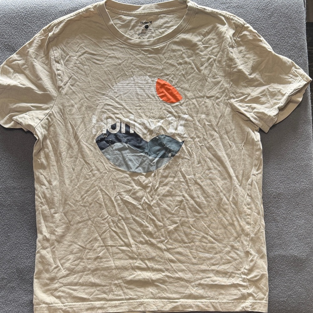 Hurley Tan Graphic Tee with Orange Accent